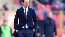 Алегри приключи със социалните мрежи, деактивира си всички профили