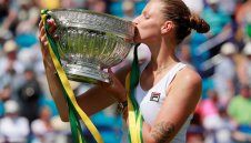 Плишкова смачка Кербер на финала в Ийстбърн и вдигна трофея