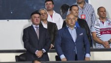 Боби Михайлов присъства на конгреса на УЕФА