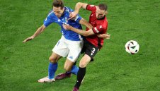 Здрава битка между добри съседи