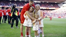 ОФИЦИАЛНО: Джерард прекрати кариерата си