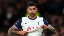 Тотнъм дава ултиматум на защитник, Реал внимава