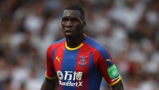 Оперираха Бентеке, няма да играе още няколко седмици