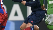 Рефер си призна: Побутнах Байерн в Бремен