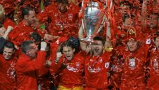 Една легенда на 40: Ливърпул поздрави Стивън Джерард