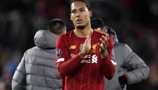 Ван Дайк: Ще съм като изкормен, ако феновете не ни видят с титлата