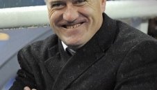 Ливърпул започва преговори с Дидие Дешан