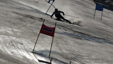 Българин триумфира в слалома в Тиерзее