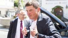 Голям шампион с любопитно дарение за хората в Украйна