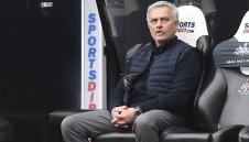 Тотнъм се отървава от Моуриньо без голяма неустойка