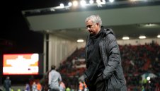 Моуриньо пожела весела Коледа и напусна залата за пресконференции + ВИДЕО