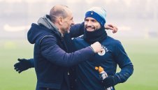 Мартин Петров надъхва Сити в битката с Ливърпул 