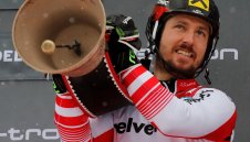 Хиршер с двойна победа в Аделбоден