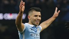 Барса предпочитал Агуеро пред Суарес