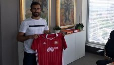 От ЦСКА тропнаха по масата: Не сме продали Тиаго в Полша!