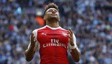 Арсенал прави Окслейд-Чембърлейн сред най-скъпоплатените