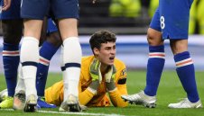 Най-скъпият вратар в историята е слабак №1 във Висшата лига + СНИМКИ