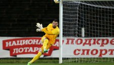 БФС обясни за вратарската забрана, Миятович ще може да пази за Левски