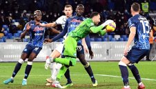 Интер оцеля в Неапол и не сдаде върха 