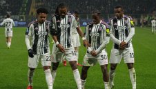 Юве се разигра! Смаза 4:1 Парма