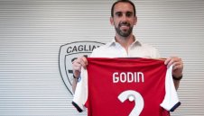 ОФИЦИАЛНО: Каляри взе Диего Годин 