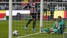 Стари сметки за уреждане: В Байерн още ближат рани от хищните "орли"