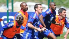 Доменек залага на Галас и Анри в контролата с Коста Рика