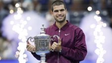 Две моделки налазиха Алкарас след титлата на US Open + СНИМКИ