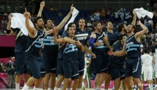 Аржентина спря Бразилия в баскетболния турнир