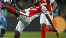 И Барса поиска ас на Монако