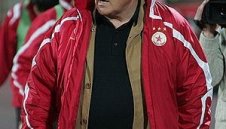Пената блъска ограда на "Армията"