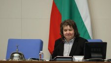 Председателят на парламента с любопитна идея за ЦСКА