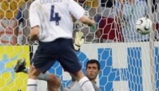 Карагър иска Джерард за капитан