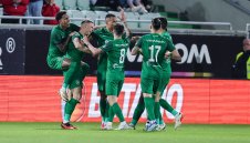 Лудогорец разгроми Левски в блестящо дерби и капарира титлата! 