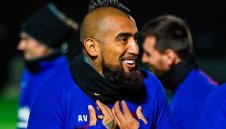 Скандал в Барса преди Ел Класико! Видал беснее срещу Валверде