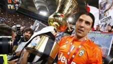 Диктатура в Серия "А". Юве следва модела „Байерн”