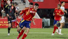 Северна Ирландия подразни Испания и си тръгна с пълна кошница от Палма де Майорка