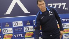 Наско Сираков реши: Петър Хубчев остава треньор на Левски