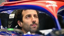 Предупредиха ветеран във Формула 1, младок дебне за мястото му