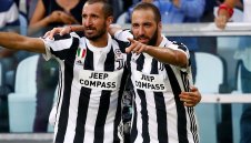 Шамар за Италия - Киелини се контузи