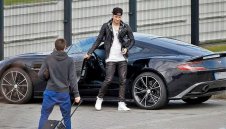 Най-после! Марко Ройс взе книжка