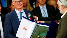 Раниери с нов договор за €19 млн. след титлата с Лестър