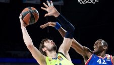 Анадолу елиминира Барса и стигна Файнъл Фор в Евролигата