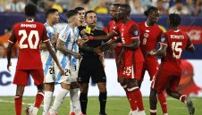 Феновете на Ривър Плейт подкрепиха Енцо Фернандес за расисткия скандал