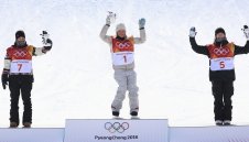 Американка пише история в слоупстайла