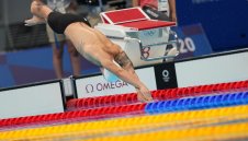 Антъни Иванов на 1/2-финал на европейското с рекорд