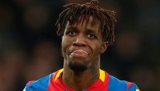 Палас остана без Заха за месец