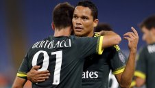 Милан оскуба "орлите" от Лацио + СНИМКИ