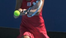 Радванска спечели епичния сблъсък с Бетани Матек-Сандс