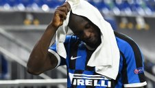  "Черната сила" на Интер изравни рекорд на Шиърър